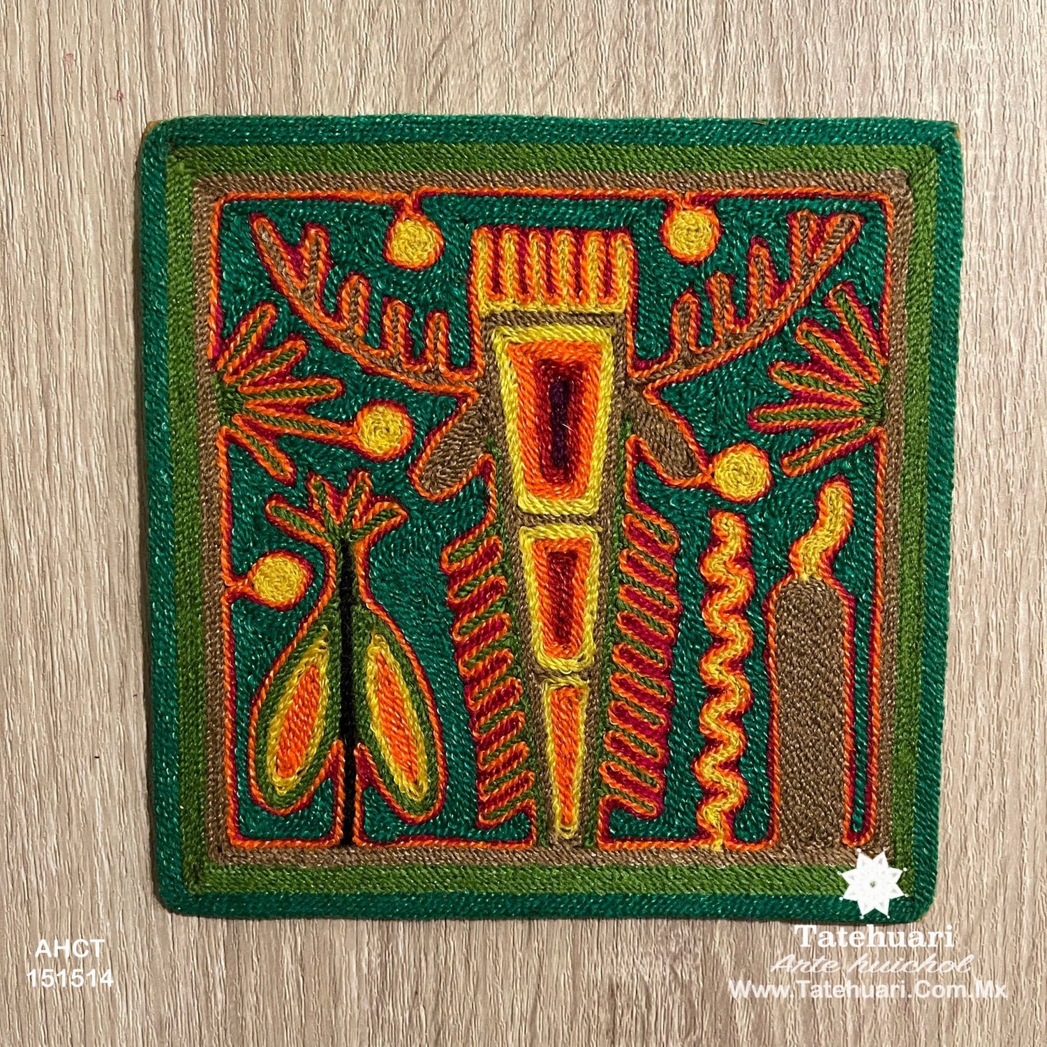 Cuadro o Tabla de Estambre 15 X 15 cms - TATEHUARI, arte huichol