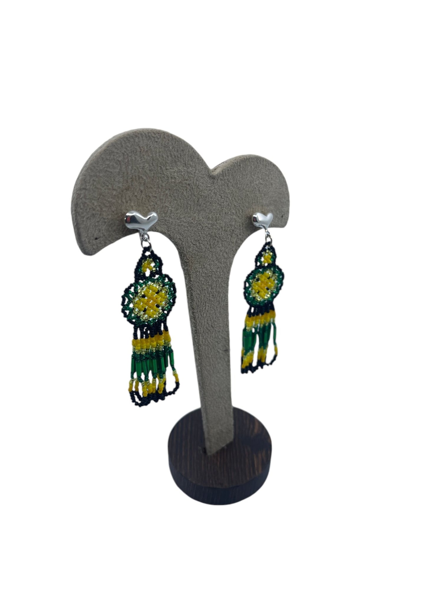 Achfina02 beaded earrings