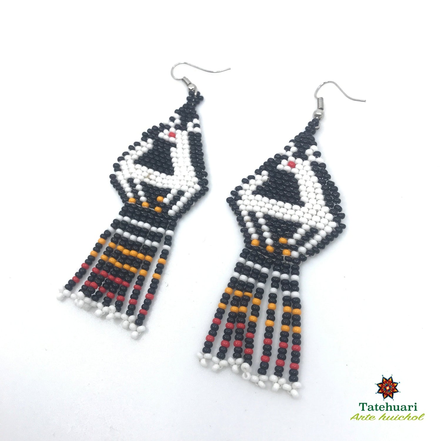 Achven01 beaded earrings