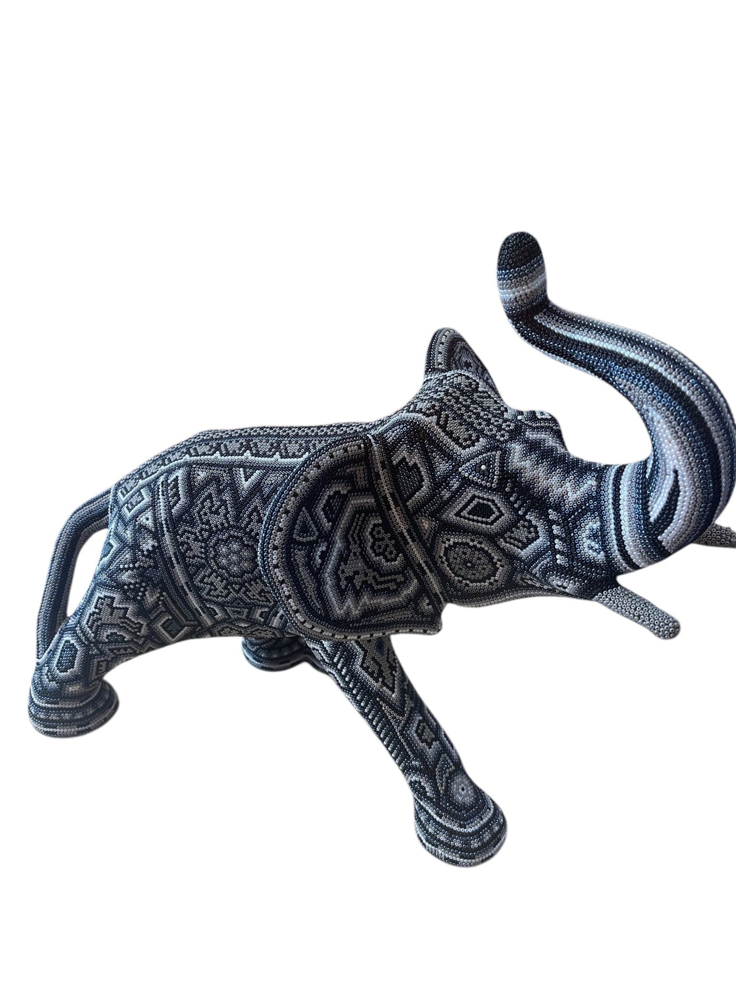 Eléphant doublé de perles ELEE03