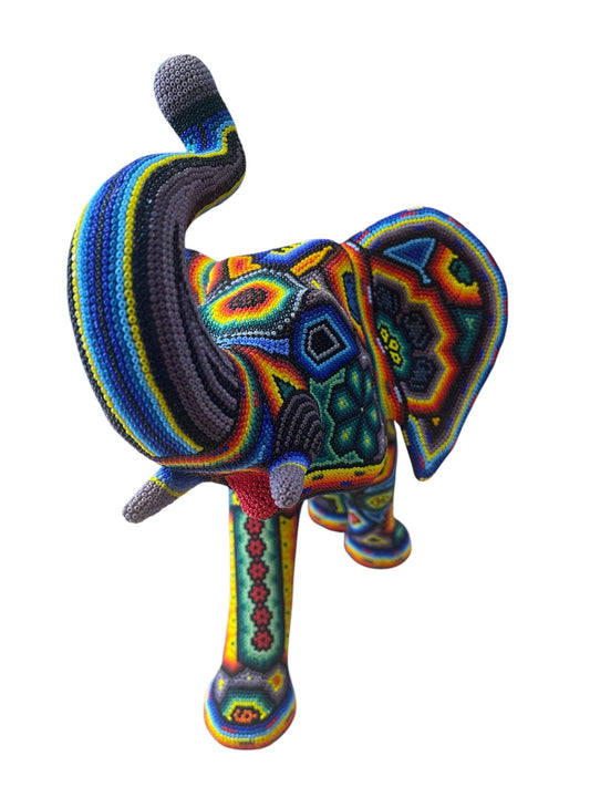 Éléphant doublé de perles ELEFE01