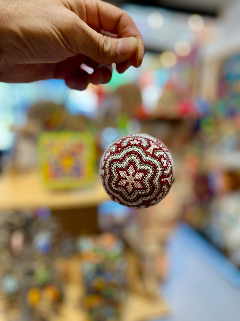 Sphères - Art Huichol